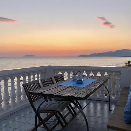 Apartment Holidaycasa Luke Terraza Sul Mare