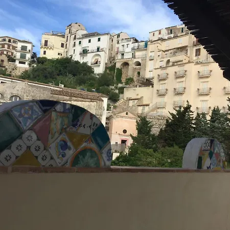 Holidaycasa Luke Terraza Sul Mare Appartement